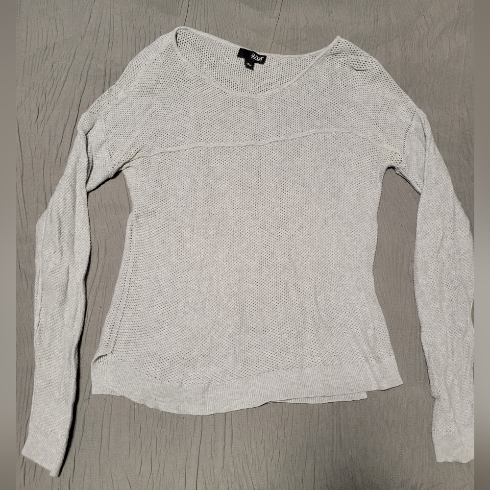 a.n.a Women's Light Gray Knit Sweater Top